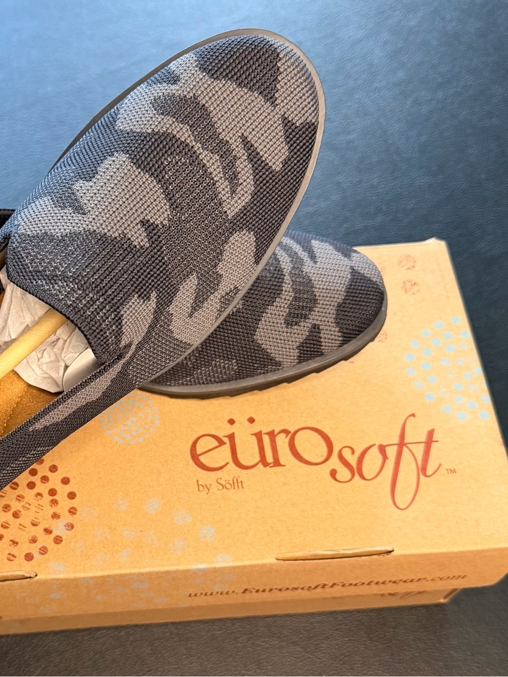 Eurosoft Ravenna Women's Gray Camo Knit Slip-On Loafers Size 9
